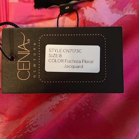 Cenia NY midi floral dress in shades of pink and - Picture 3 of 3